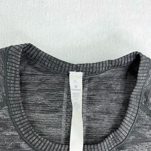 Lululemon Swifly Tech Short-Sleeve Shirt - 6 - Picture 6 of 7